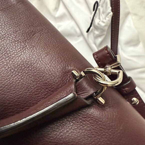 Beautiful Givenchy Shark Bag - Picture 6 of 14